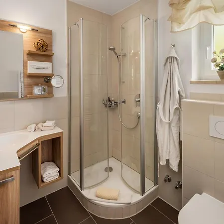 Christine Aparthotel 3*