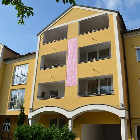 Christine Aparthotel Bad Fussing