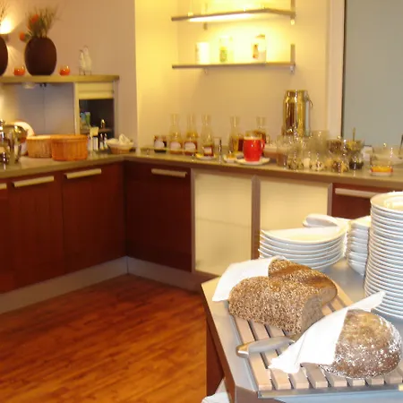 Christine Bad Fussing