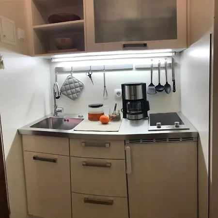 Christine Bad Fussing