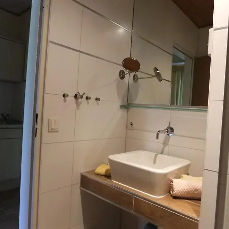 Aparthotel Christine 3*