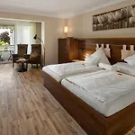 Hotel apartamentowy Christine