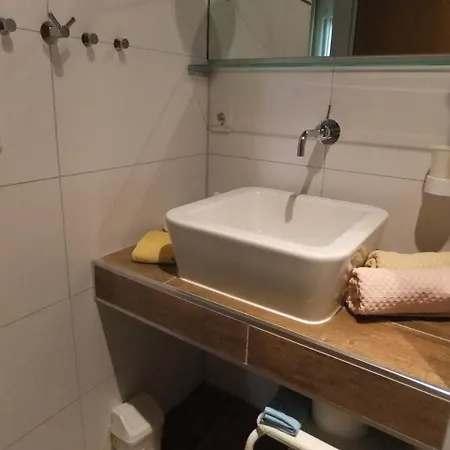 Appart hôtel Christine 3*