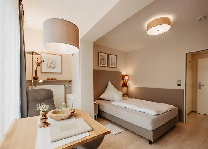 Aparthotel Christine 3*