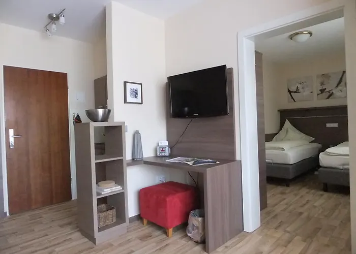 Aparthotel Christine 3*