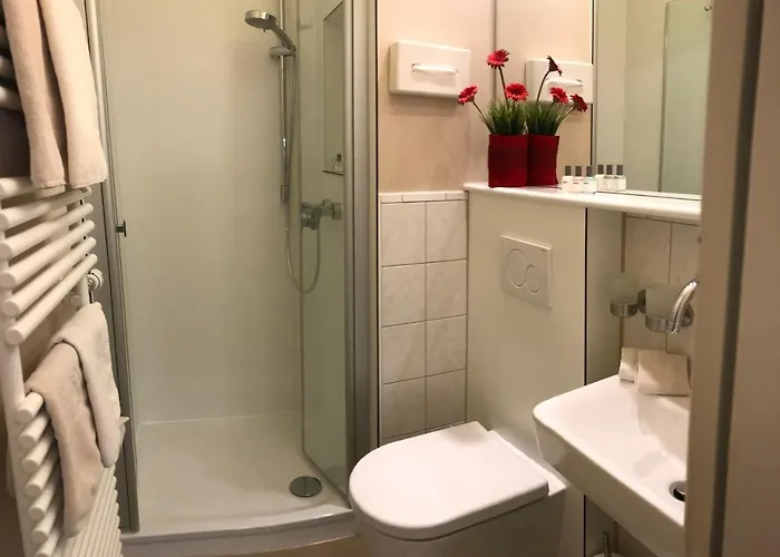 Aparthotel Christine 3*